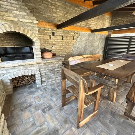 公寓 таnja Sobe 苏博蒂察